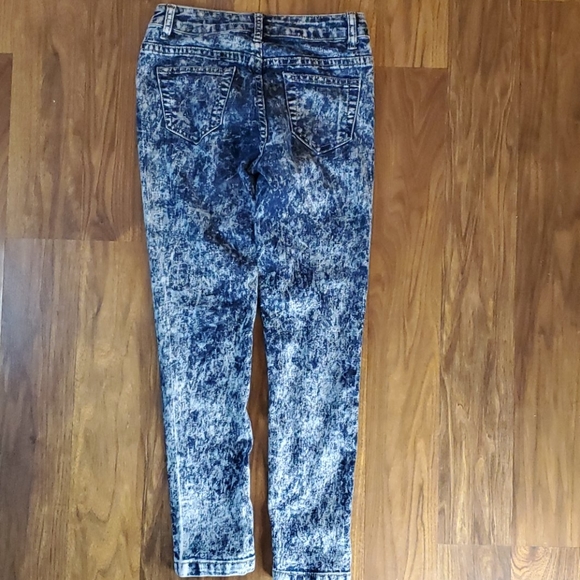 Pants - Picture 2 of 4